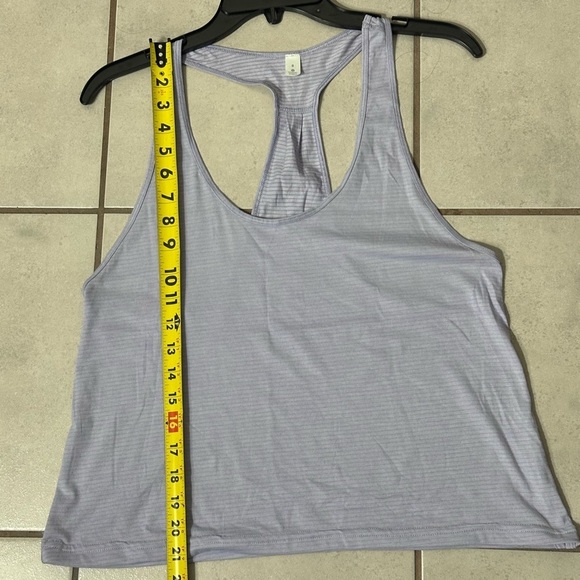 Lululemon‎ Athletica Women lilac Tank Top Sleeveless size 8 - Picture 6 of 7
